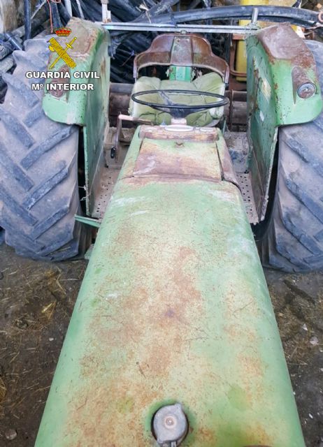 La Guardia Civil investiga a una persona por simular la sustracción de un tractor y sus aperos - 3, Foto 3