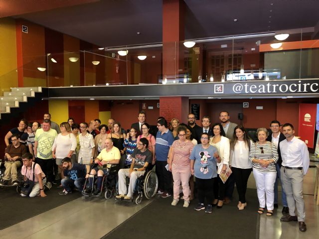 El Teatro Circo, primero de España que implanta el sistema de accesibilidad inteligente a través del móvil - 2, Foto 2