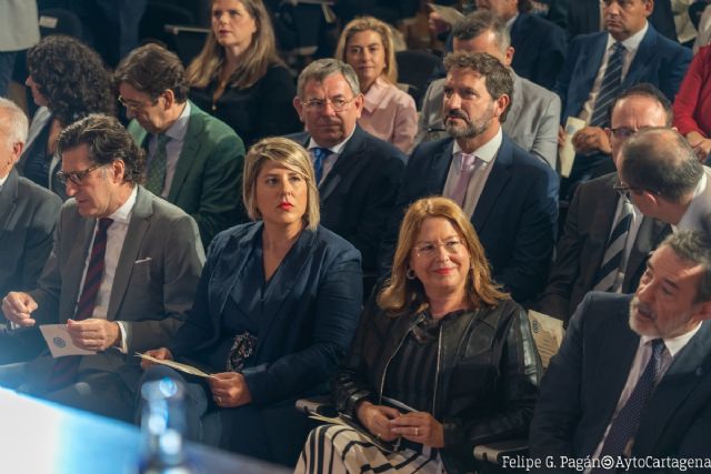 La alcaldesa asiste al acto de apertura del curso académico en el 25 aniversario de la UPCT - 1, Foto 1