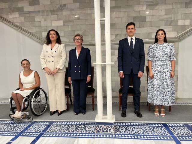 La Asamblea Regional se renueva con cinco nuevos diputados - 1, Foto 1