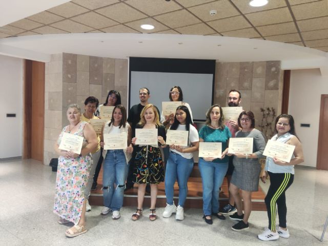 Igualdad realiza un curso de formación a cuidadores de personas dependientes - 2, Foto 2