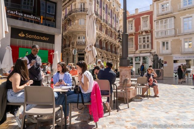 Los establecimientos con terrazas ya autorizadas no tendrán que presentar proyecto para renovar la licencia - 1, Foto 1