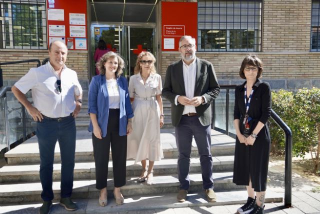 El Ayuntamiento de Santomera y Cruz Roja firman un acuerdo para reforzar la atención social en el municipio - 2, Foto 2