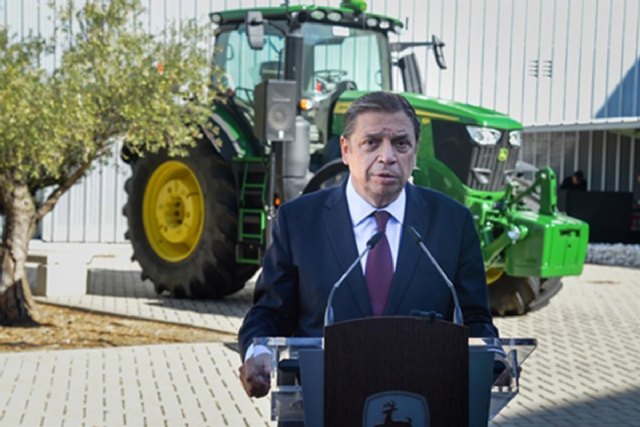 Luis Planas anima al sector agroalimentario a colaborar para desarrollar su capacidad innovadora y tecnológica - 1, Foto 1