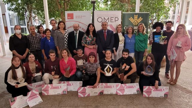 Seis alumnos de la Escuela de Arte dan forma a los galardones de los Premios OMEP Región de Murcia 2022 - 2, Foto 2