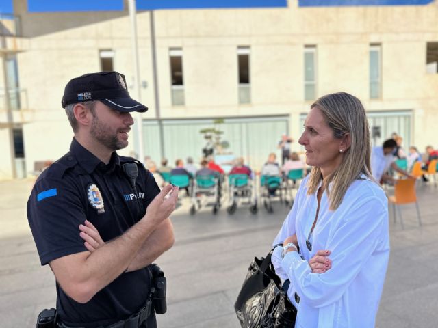 El Agente Tutor de la Policía Local de Torre Pacheco vela por la seguridad de nuestros mayores - 5, Foto 5