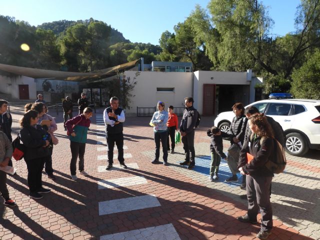 ‘Libera El Valle de basuraleza’:actividad destinada a la limpieza de residuos en este espacio natural - 1, Foto 1