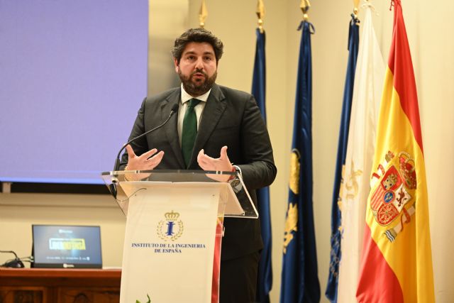 López Miras pide una ley que garantice financiación suficiente para Defensa ante la creciente inestabilidad internacional - 2, Foto 2