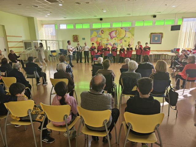 Jornada de intercambio y convivencia entre Aidemar y el centro de día de mayores de San Pedro del Pinatar - 5, Foto 5