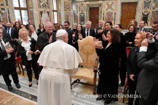 El Papa recibe a una amplia representación de la UCAM encabezada por su presidenta - 2, Foto 2