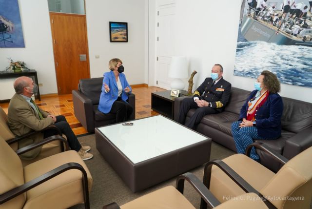 El Muelle de Cruceros recibirá el nombre el Juan Sebastián de Elcano en una ceremonia que tendrá de testigo al Buque Escuela - 1, Foto 1