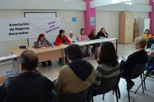 Nace en Las Torres de Cotillas la asociación de mujeres 'Para Todas' - 2, Foto 2