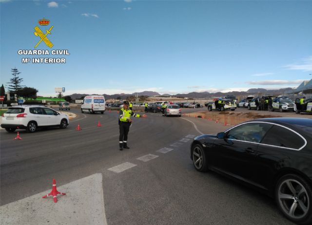 La Guardia Civil ha realizado más de 12.000 pruebas de verificación de alcoholemia y drogas durante la celebración de los carnavales - 5, Foto 5