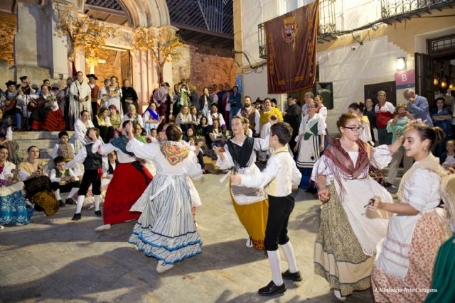 Festejos abre el plazo para participar en las Cruces de Mayo 2016 - 1, Foto 1