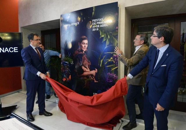 Flora, la diosa de la primavera, protagoniza los 120 años de las fiestas murcianas más internacionales - 1, Foto 1