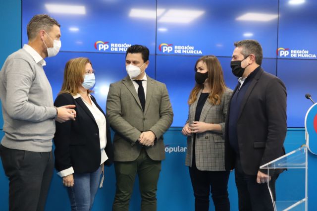 Luengo destaca la apuesta por el municipalismo del presidente López Miras con la incorporación de tres alcaldes y la portavoz del PP en Murcia en los órganos nacionales - 1, Foto 1