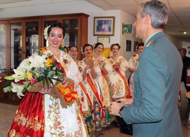 La Reina de la Huerta 2024 y sus damas de honor visitan las instalaciones de la Guardia Civil de Murcia - 2, Foto 2