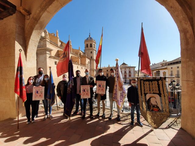 Los jóvenes de las cofradías de Semana Santa organizan junto al Ayuntamiento y el Consejo de la Juventud una exposición para conmemorar la Procesión de Papel 2021 - 1, Foto 1