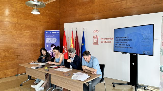 El Ayuntamiento presenta el estudio 'Jóvenes entre crisis: diagnóstico sociológico sobre la situación de la población joven en el municipio de Murcia' - 4, Foto 4