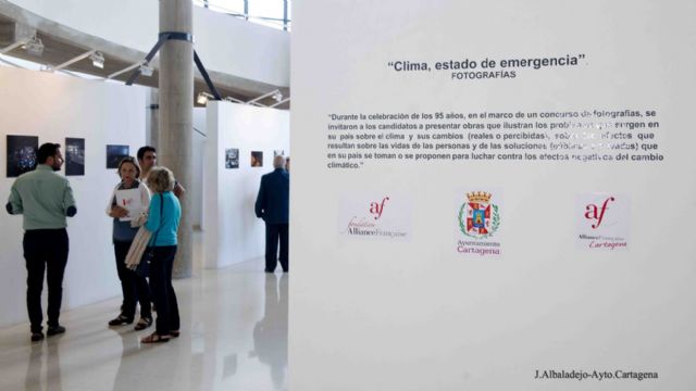 El Luzzy inaugura una exposición fotográfica y un ciclo de mesas de debate sobre el Cambio Climático - 4, Foto 4