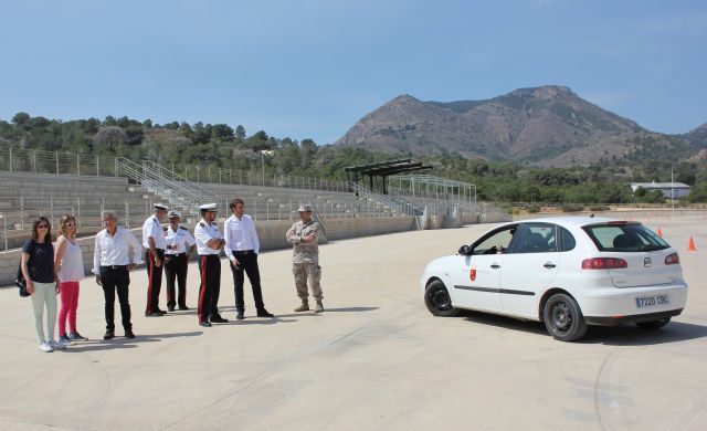 La Comunidad forma a 60 funcionarios en conducción segura para evitar accidentes de tráfico en sus desplazamientos - 2, Foto 2