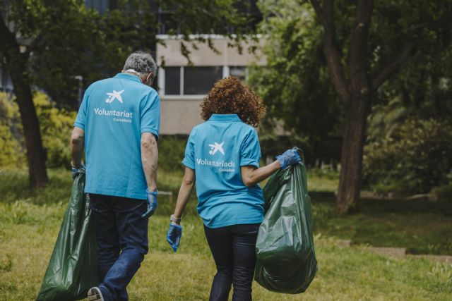 CaixaBank activa un programa de recogida y reciclaje de residuos en más de 200 zonas naturales de todo el país - 2, Foto 2