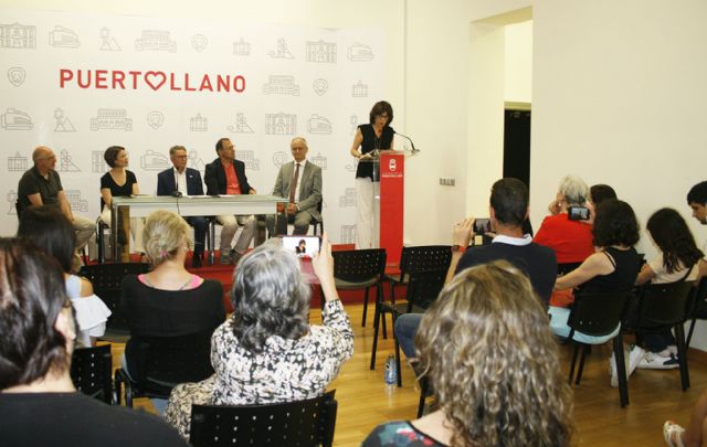 La poesía con firma manchega está siendo la protagonista del primer fin de semana de la Feria del Libro de Puertollano - 1, Foto 1