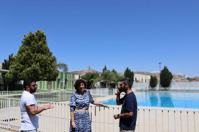 El Ayuntamiento de Puerto Lumbreras ultima los trabajos de puesta a punto de la piscina municipal de cara a su próxima apertura - 1, Foto 1