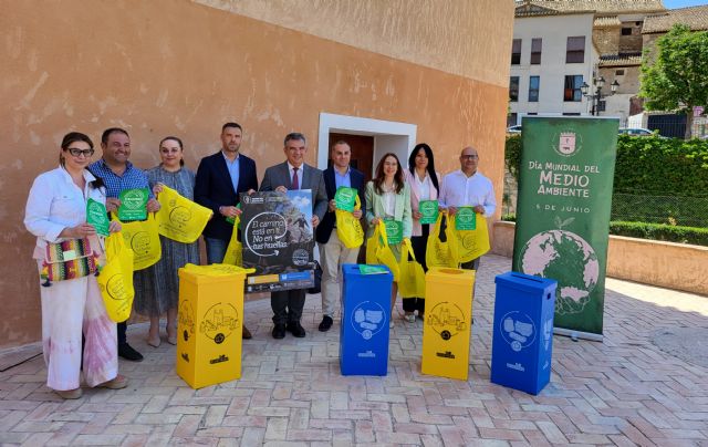 Lucha contra la basuraleza y el reciclaje en los 118 kilómetros de rutas de peregrinación a Caravaca de la Cruz - 1, Foto 1