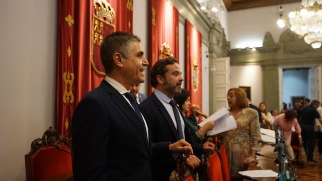 MC cuestiona por qué una de las supuestas renuncias a la moción de censura se incorporó al expediente sin la comparecencia personal de quien decía firmarla MC cuestiona por qué una de las supuestas renuncias a la moción de censura se incorporó al expediente sin la comparecencia personal de quien decía firmarla