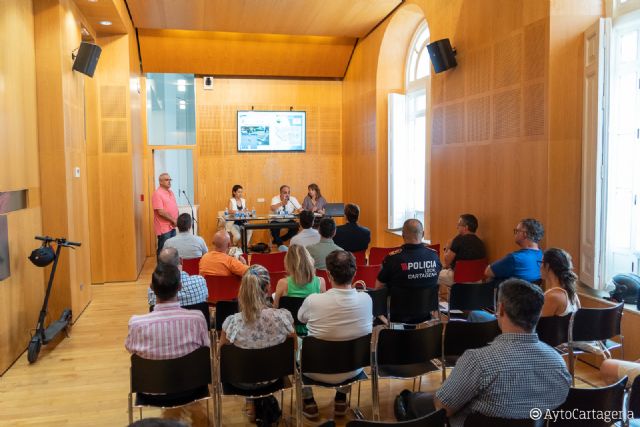 La Mesa de la Movilidad expone a los colectivos las líneas maestras de la ordenanza de Zona de Bajas Emisiones de Cartagena - 1, Foto 1