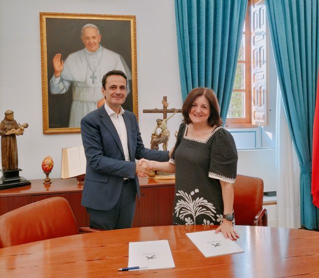 La UCAM firma con CaixaBank facilitar el pago de la matrícula a sus estudiantes - 2, Foto 2