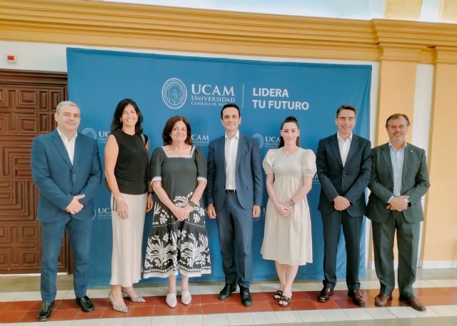 CaixaBank firma con la UCAM un acuerdo para facilitar el pago de la matrícula a los estudiantes de la universidad - 1, Foto 1