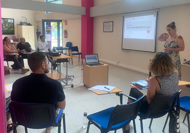 Profesionales de toda la Región comparten en Las Torres de Cotillas su trabajo con personas en situación de vulnerabilidad social - 3, Foto 3