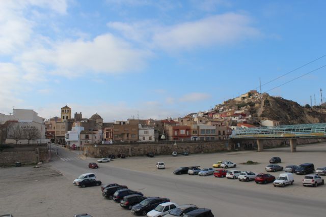 Puerto Lumbreras registra un descenso del número de desempleados en el comercio y el sector servicios durante el mes de junio - 1, Foto 1