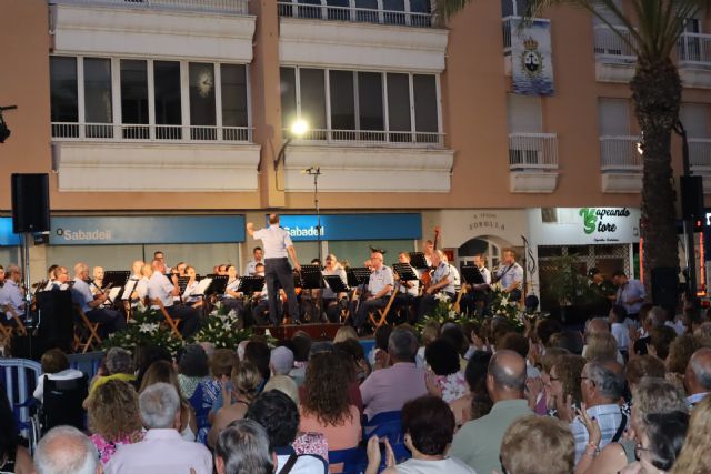 Los actos en honor a la Virgen del Carmen se inician con el concierto de la Unidad de Música de la AGA - 2, Foto 2