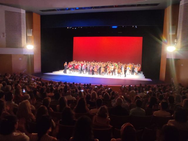 Color, diversidad y capacidades en el Víctor Villegas con el arte de los 200 bailarines de ASSIDO - 5, Foto 5