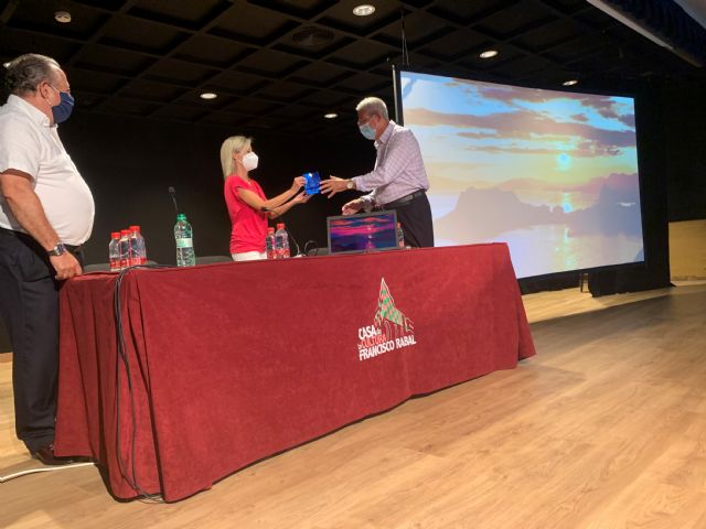 El doctor Manuel Molina Boix inaugura el Ciclo de Conferencias Mirando al Mar con una charla sobre La Sanidad ante el desafío del COVID 19 - 3, Foto 3