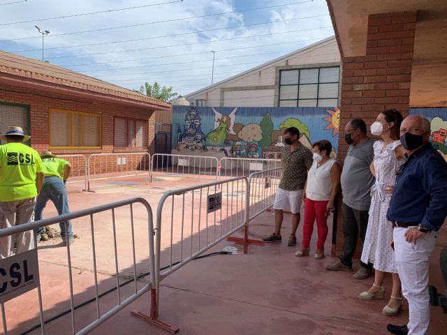 Durante los meses de verano se están llevando a cabo arreglos en los colegios aguileños por valor de más de 90.000 euros - 1, Foto 1