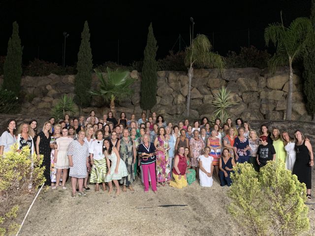 Las blancas celebran su tradicional cena de verano en Águilas - 1, Foto 1