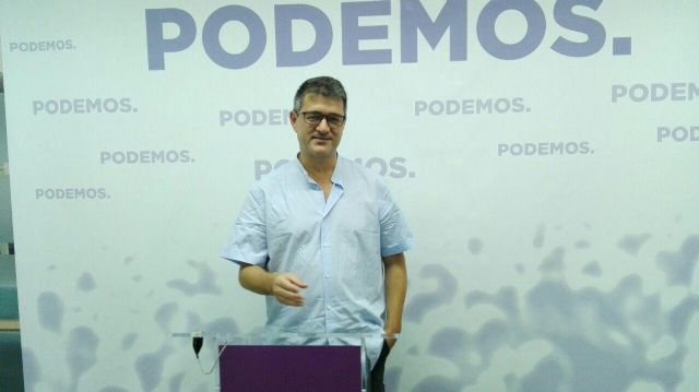 Podemos exige que se depuren responsabilidades tras el caos en la adjudicación de plazas de profesores interinos - 1, Foto 1