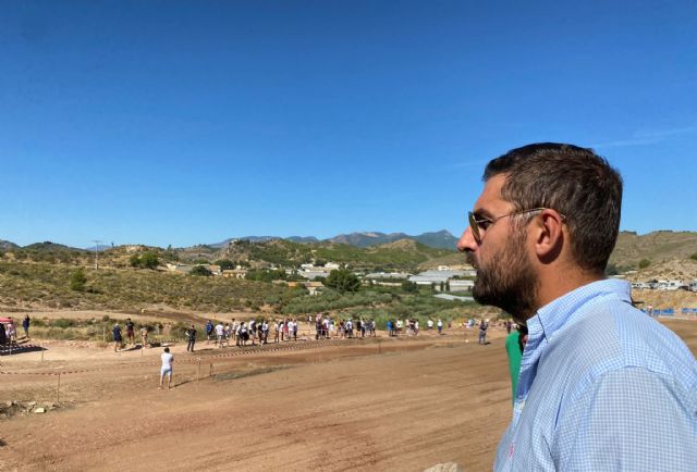 VOX acude al campeonato de Motocross de Cehegín y solicita la legalización del circuito - 2, Foto 2