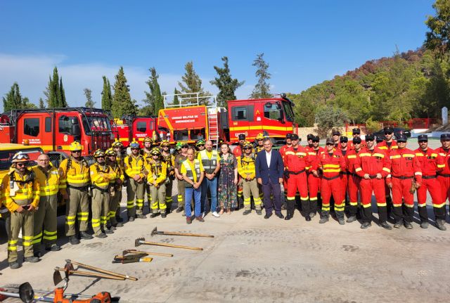 Agentes medioambientales, técnicos, bomberos e integrantes de la UME entrenan y actualizan procedimientos contra incendios forestales - 2, Foto 2