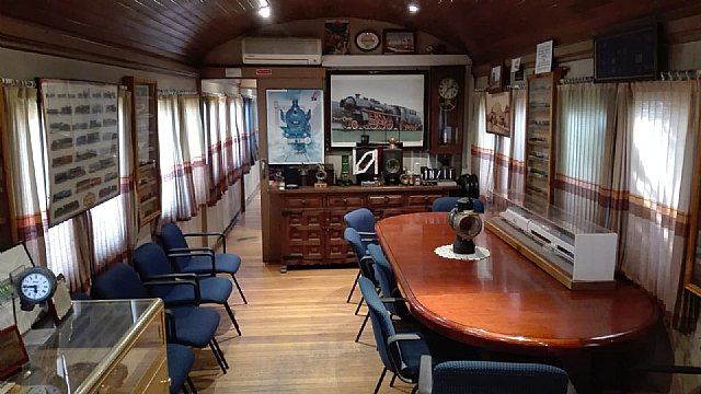 SATECMA restaurará la locomotora y el vagón de tren “Verderón” de Santiago de Compostela - 1, Foto 1