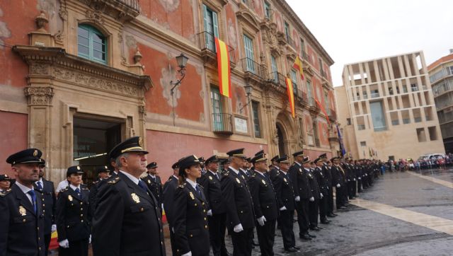 Vélez destaca el inalterable compromiso de la Policía Nacional con todos los españoles en sus casi 200 años de historia - 3, Foto 3