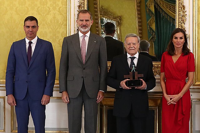 El presidente del Gobierno participa en la reunión anual del Patronato del Instituto Cervantes, presidida por SS. MM. los Reyes - 2, Foto 2