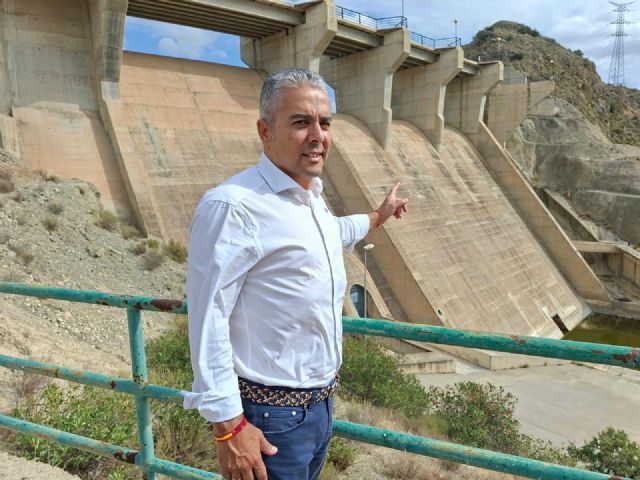 Cano: '¿Por qué el PSOE votó en contra de revisar el estado de las presas? Tendrá que dar explicaciones; la seguridad de los ciudadanos no puede esperar' Cano: '¿Por qué el PSOE votó en contra de revisar el estado de las presas? Tendrá que dar explicaciones; la seguridad de los ciudadanos no puede esperar'