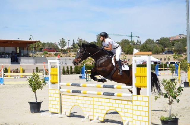 Cinco jinetes murcianos compiten en el  CSN5*  en el CES de Valencia - 1, Foto 1