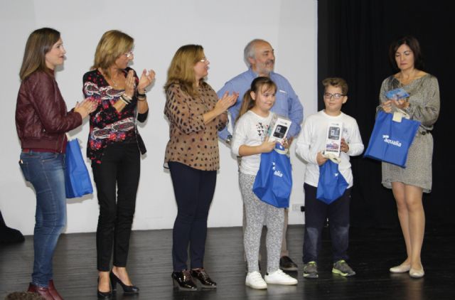 Dos niños pinatarenses, finalistas del Concurso de dibujo infantil de Aqualia - 2, Foto 2