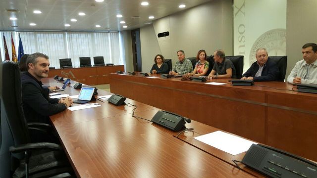 Podemos pide una solución estable para los trabajadores de la Biblioteca Regional - 1, Foto 1